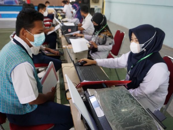Pelaksanaan Penerimaan Peserta Didik Baru (PPDB) Jalur Reguler SMK Negeri 2 Palembang Tahun Pelajaran 2021/2022