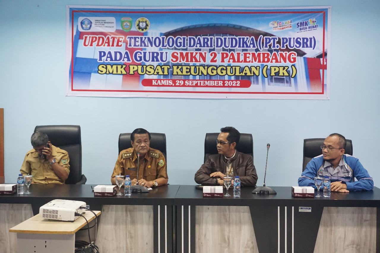 Update Teknologi dengan DUDIKA (PT. PUSRI) pada Guru SMKN 2 Palembang SMK Pusat Keunggulan (PK)