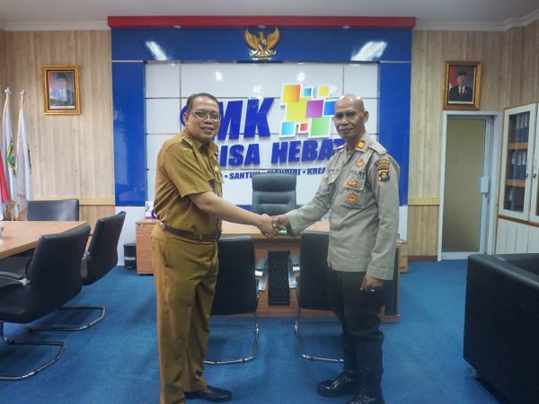 Pelaksanaan Upacara Bendera Pelaksanaan Upacara Bendera