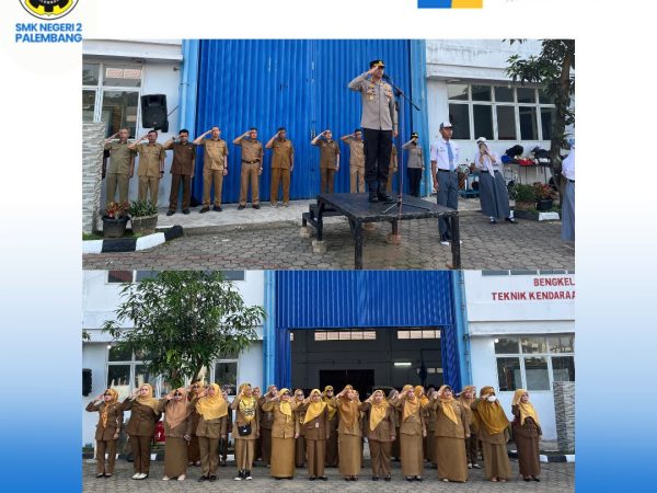 Upacara bendera rutin SMKN 2 Palembang, Pembina Upacara DIR BINMAS Polda Sumsel.