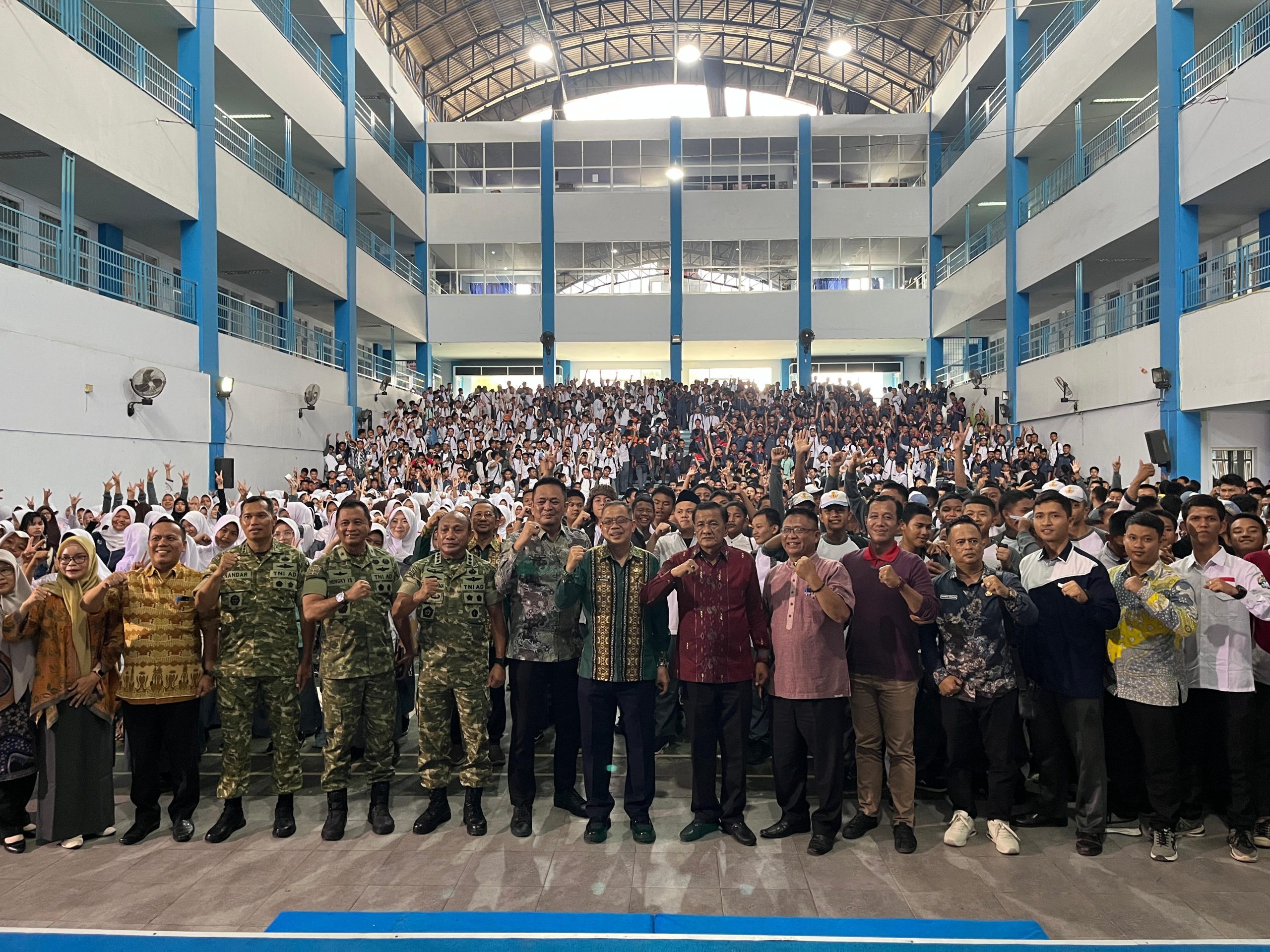 Pembinaan Karakter Wawasan Kebangsaan Siswa SMK Negeri 2 Palembang, Jum'at 24 Oktober 2025 Pembinaan Karakter Wawasan Kebangsaan Siswa SMK Negeri 2 Palembang, Jum'at 24 Oktober 2025