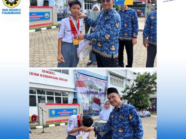 Upacara bendera rutin SMKN 2 Palembang dan pemberian penghargaan kepada Murid berprestasi, Senin 17 November 2025.