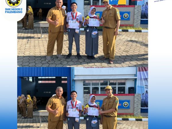 Upacara bendera memperingati hari Sumpah Pemuda ke -97 di SMKN 2 Palembang dan Pemberian Penghargaan kepada Siswa berprestasi, Selasa 28 Oktober 2025.